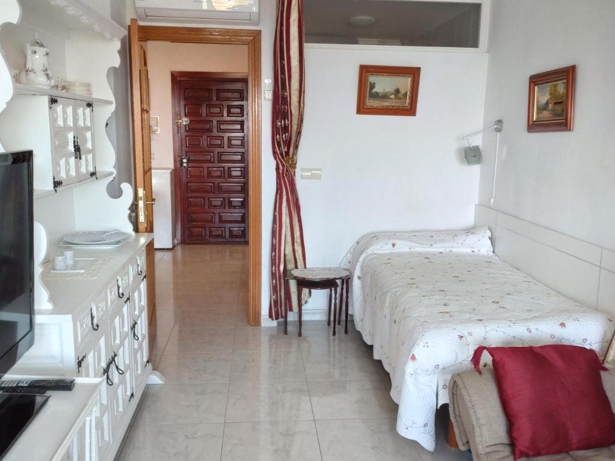 Buena Vista Apartment Torre Del Mar Exterior photo